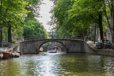 Yaz Amsterdam kanal