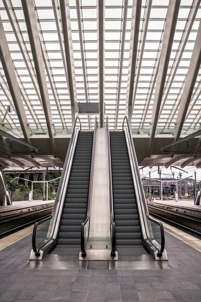 Estação ferroviária em Liege, Bélgica — Fotografia de Stock