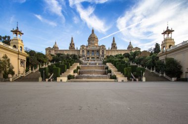 Dağda Montjuic Barcelona Ulusal Sarayı