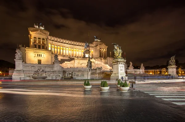 Piazza Venezia v Římě, Itálie — Stock fotografie