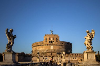 Sant' Angelo Köprüsü ve Sant' Angelo Castel, Roma