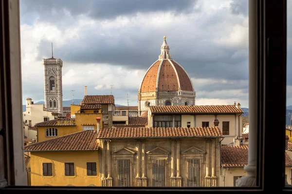 Basilica di Santa Maria del Fiore kathedraal in Florence, Toscane — Stockfoto