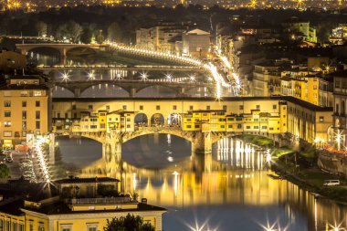 Büyük görünüm, Ponte Vecchio, gece, Firenze, Italy