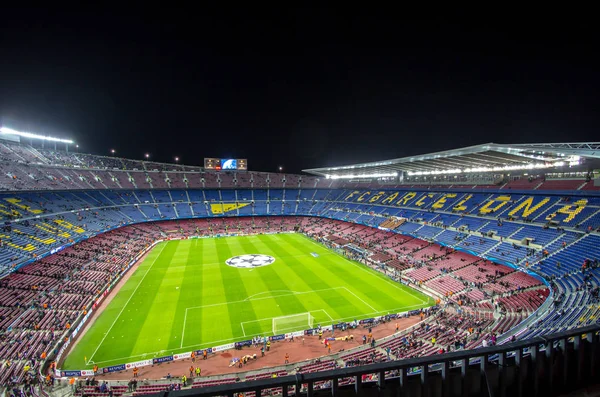 Camp Nou stadion előtt Bajnokok Ligája — Stock Fotó