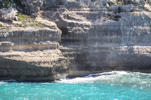 Seascape near Cala Mitjana, Menorca, Spain — Stock fotografie