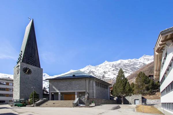 Kayak Merkezi Saas-Fee İsviçre otelleri — Stok fotoğraf