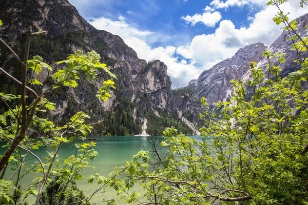 Lago Braies en Dolomitas, Italia —  Fotos de Stock