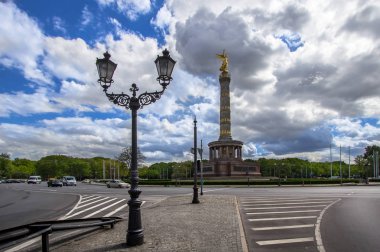 Berlin 'de zafer kolonu