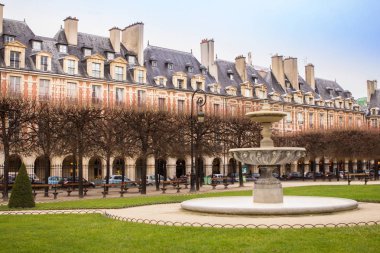 Place des Vosges, Paris