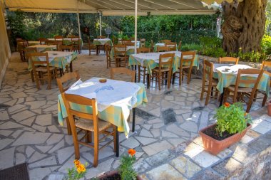 Eski Yunan tavernası