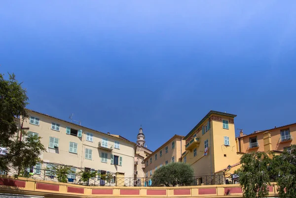 Oude stad van Menton in Provence, Frankrijk — Stockfoto