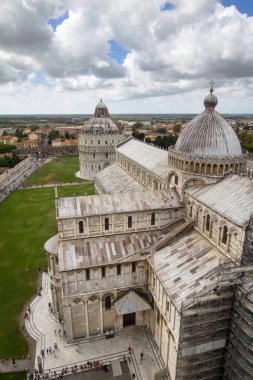 Pisa Katedrali. Piazza dei Miracoli (Piazza del Duomo)