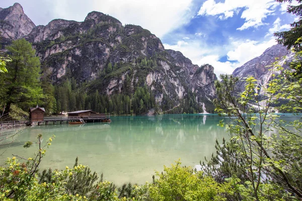 Braies 湖在白云岩, 意大利 — 图库照片