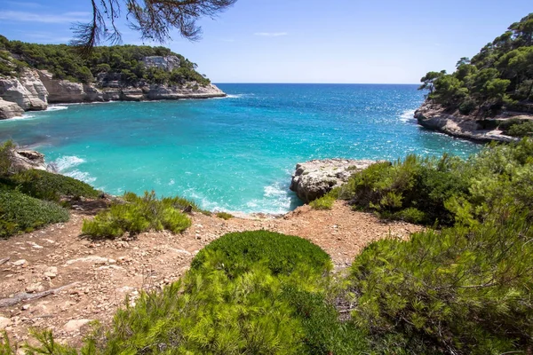 Cala Mitjana, Menorka, Hiszpania — Zdjęcie stockowe