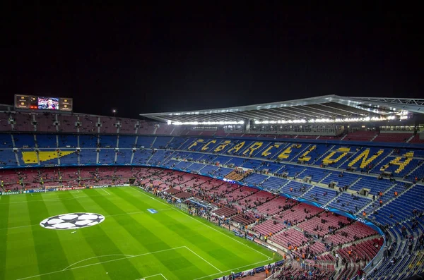 Estádio Camp Nou antes da Liga dos Campeões — Fotografia de Stock