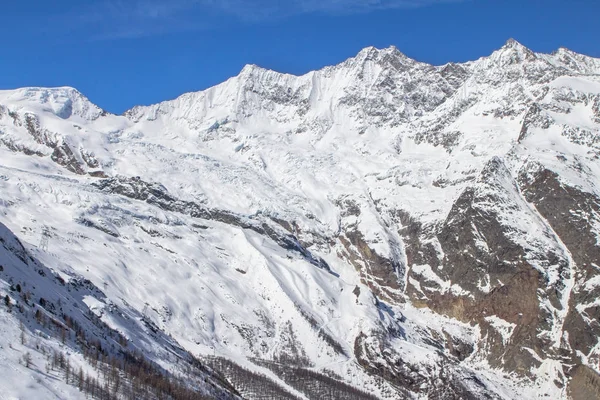 Masyw górski w Saas Fee, Szwajcaria — Zdjęcie stockowe