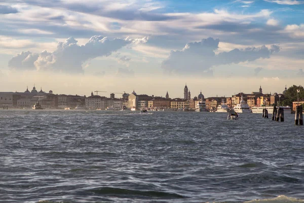 Panoráma a tengerre, Velence — Stock Fotó