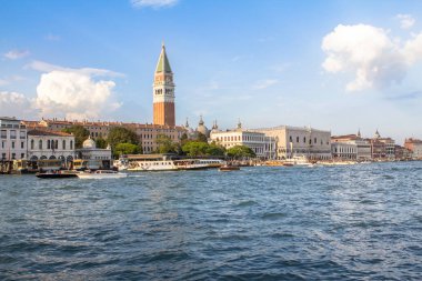 St Mark's Campanile Grand Canal, Venice üzerinden