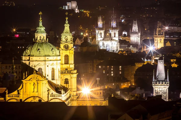 Нічна декорація Прага, Чеська Республіка — стокове фото