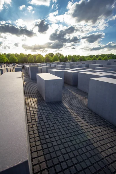 A berlini meggyilkolt európai zsidók emlékműve — Stock Fotó