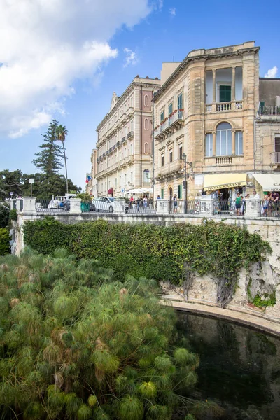 Embankment in Syracuse, Italië — Stockfoto