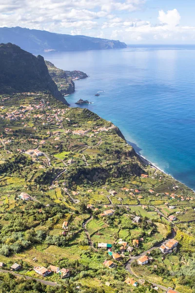 Północno wschodnim wybrzeżu Madeira, Portugalia — Zdjęcie stockowe