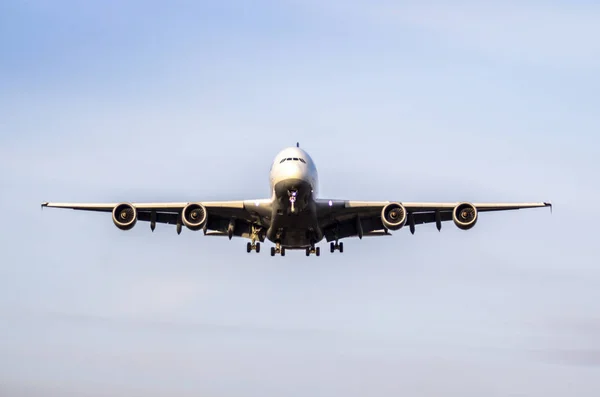 Avión aterrizaje ist — Foto de Stock