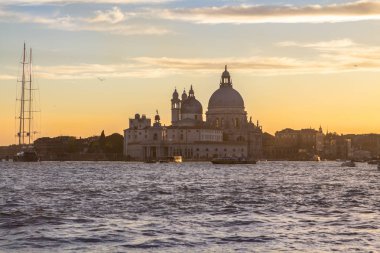 Günbatımı arkasında Kilisesi, Madonna Della Salute Venedik