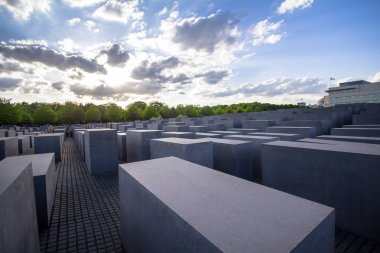 Berlin 'de öldürülen Avrupa Yahudilerinin anısına.