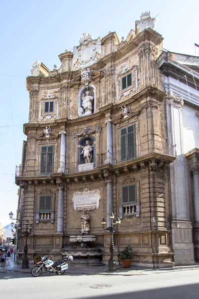 Quattro Canti di citta in Palermo, Sicily, Italy — Zdjęcie stockowe