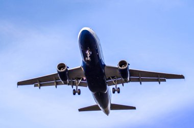 Airplane ist landing