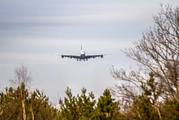 Avión aterrizaje ist — Foto de Stock