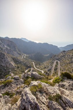 Mallorca, İspanya dağlarda dolambaçlı yol