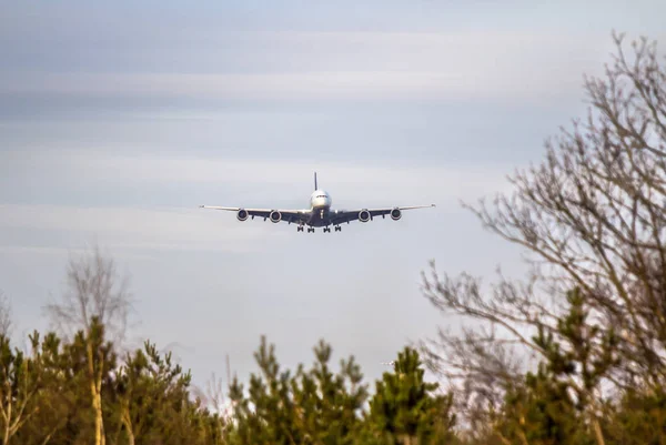 Avión aterrizaje ist — Foto de Stock