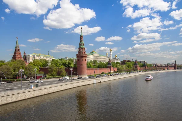 Moscow kremlin muur, Rusland — Stockfoto
