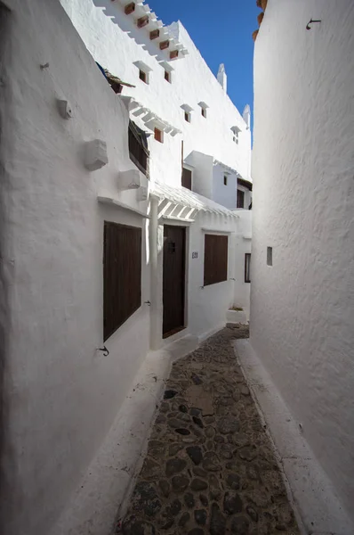 Vista Una Residencia Típica Del Pueblo Pesquero Binibeca Menorca España Imagen de stock