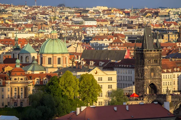 Panoramiczny widok na Pragę — Zdjęcie stockowe