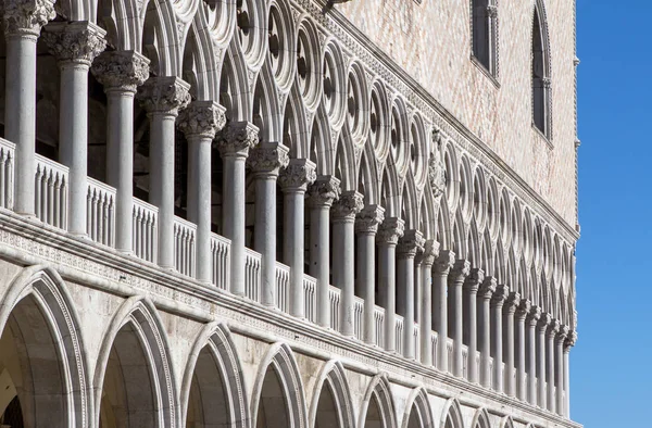 Dóžecího paláce v Benátkách, Itálie — Stock fotografie
