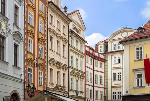 Historische Gebäude in der Prager Altstadt, Tschechische Republik — Stockfoto