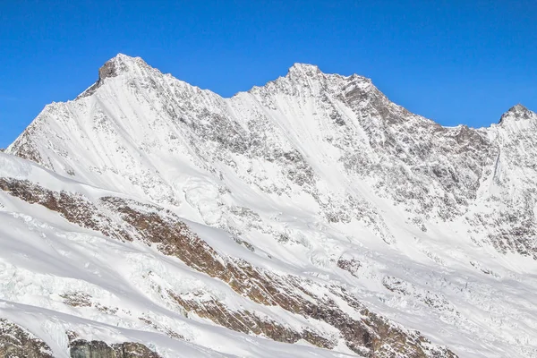 Горный хребет в Saas Fee, Швейцария — стоковое фото