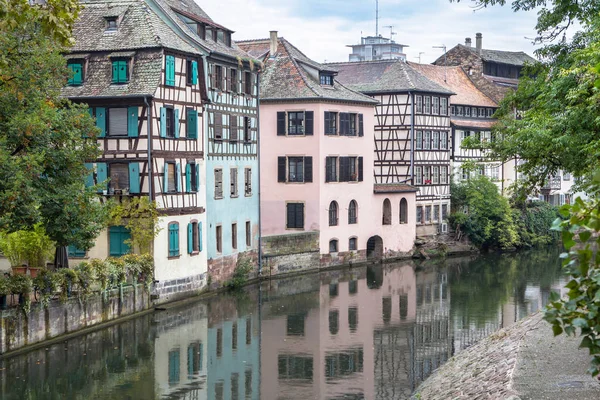 La petite france Strasbourgban, Elzász, Franciaország — Stock Fotó