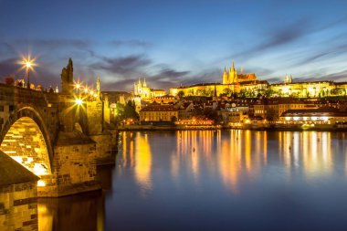 Gece, Çek Cumhuriyeti, Prag Kalesi ve St. Vitus Katedrali
