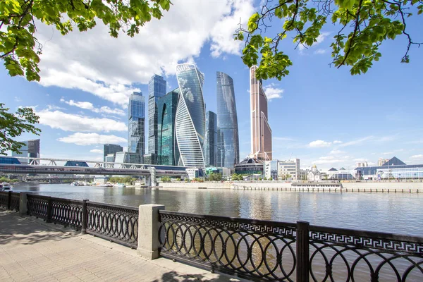 Geschäftszentrum moskau-stadt, russland — Stockfoto