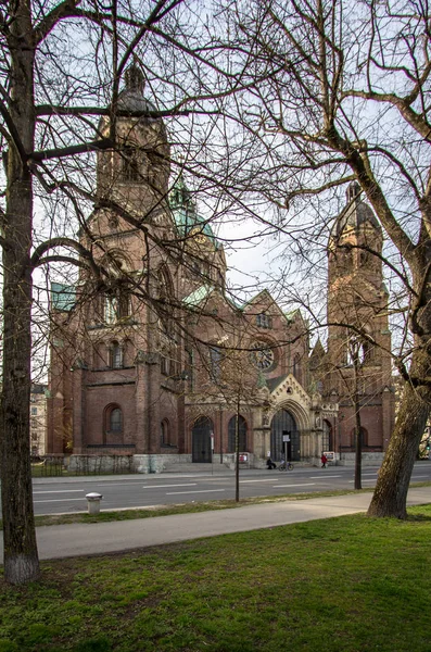 Церковь Святого Луки в Мюнхене, Германия — стоковое фото