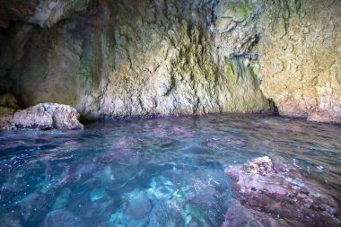 Pembe grotto, Corfu, Yunanistan