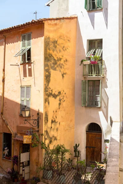 Casco antiguo Menton en Provenza, Francia —  Fotos de Stock