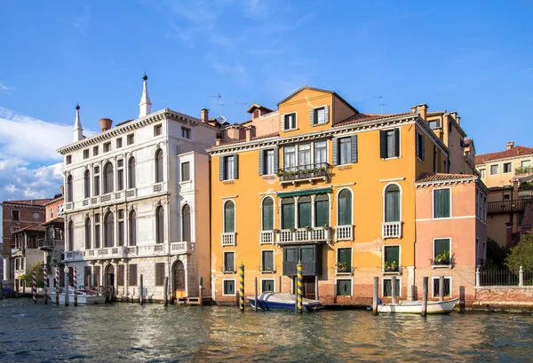Palacios en el Gran Canal, Venecia, Italia — Foto de Stock