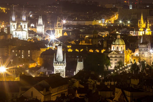 Paisagem noturna de Praga, República Checa — Fotografia de Stock