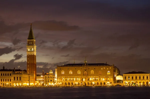 Vista de Venecia después del atardecer — Foto de Stock