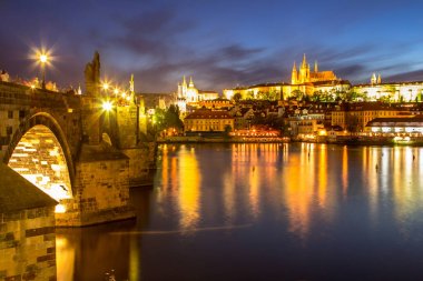 Gece, Çek Cumhuriyeti, Prag Kalesi ve St. Vitus Katedrali